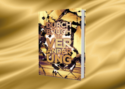 Durchbruch durch Veränderung — Buch von Dr Yasemin Yazan